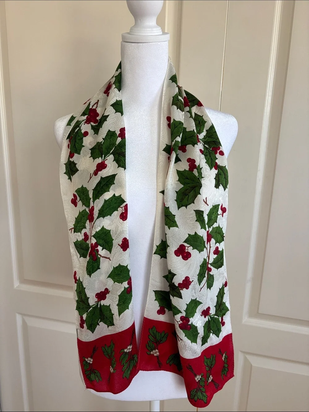 Vintage ECHO SILK HOLIDAY SCARF